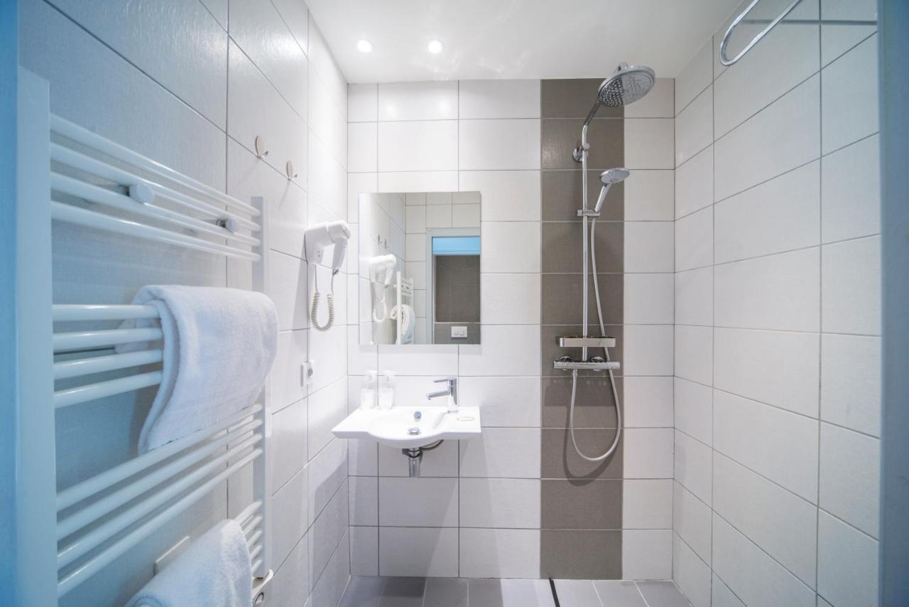 One-Bedroom Premier Apartment
